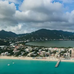 Great Bay Beach - Philipsburg