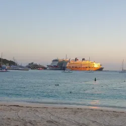 Great Bay Beach - Philipsburg