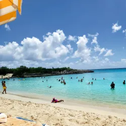 Great Bay Beach - Philipsburg