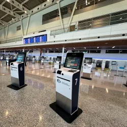 Princess Juliana International Airport Viewing Area - Philipsburg