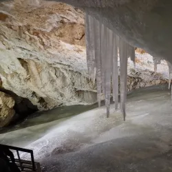 Dobšinská Ice Cave - Hnusta