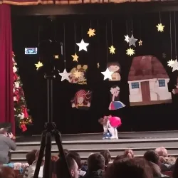 Hnusta Village Center - Hnusta