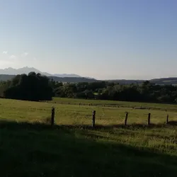 Podlesok Village - Hnusta