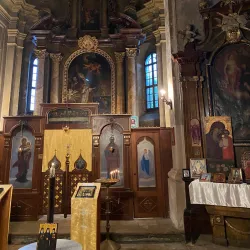 St. Nicholas Church - Sala