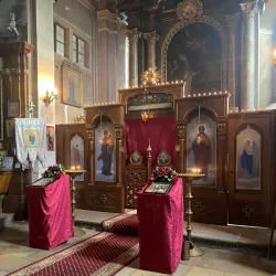 St. Nicholas Church - Sala