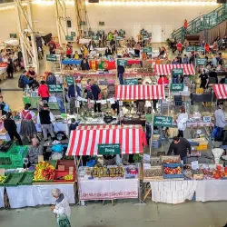 Local Market Square - Ziar Nad Hronom