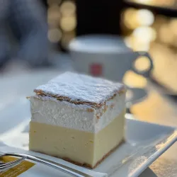 Bled Cream Cake (Kremna Rezina) - Bled