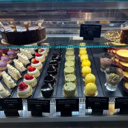 Bled Cream Cake (Kremna Rezina) - Bled