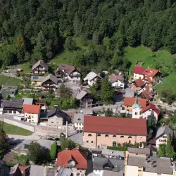 St. Leonard's Church (Cerkev sv. Lenarta) - Jesenice