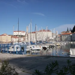Tartini Square (Tartinijev trg) - Koper