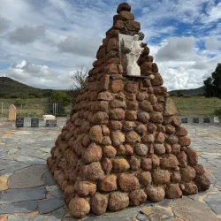 Bethulie War Memorial - Bethulie