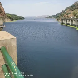 Hartbeespoort Dam (nearby) - Fochville