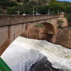 Hartbeespoort Dam (nearby) - Fochville
