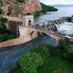 Hartbeespoort Dam (nearby) - Fochville