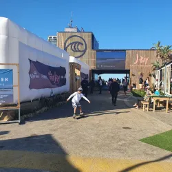 Supertubes Beach - Jeffreys Bay