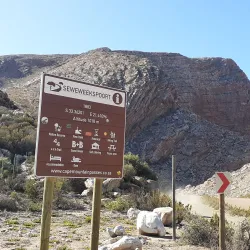 Seweweekspoort Nature Reserve - Ladismith