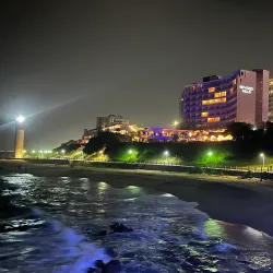 Umhlanga Rocks Beach - Umhlanga