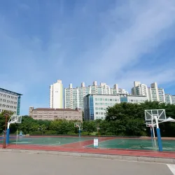 Dongnam Health College Arboretum - Cheonan