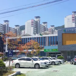 Gyeongsan Public Library - Dae-dong Gyeongsan-si