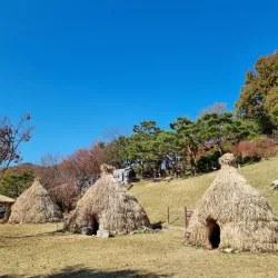 Seokjangni Museum and Archaeological Site - Gongju