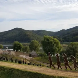 Seokjangni Museum and Archaeological Site - Gongju