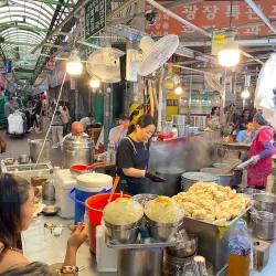 Gwangyang Traditional Market - Gwangyang