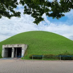 Tumuli Park (Daereungwon Tomb Complex) - Gyeongju