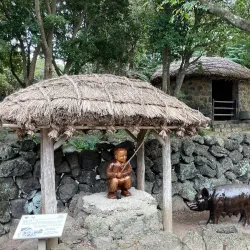Jeju Folk Village Museum - Jeju