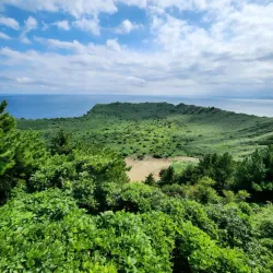 Seongsan Ilchulbong (Sunrise Peak) - Seogwipo