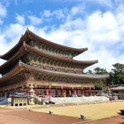 Yakcheonsa Temple - Seogwipo