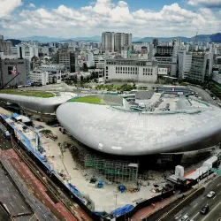 Dongdaemun Design Plaza (DDP) - Seoul