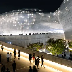 Dongdaemun Design Plaza (DDP) - Seoul