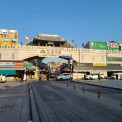 Suji Traditional Market - Suji-gu