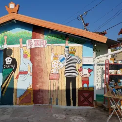 Dongpirang Mural Village - Tongyeong-si