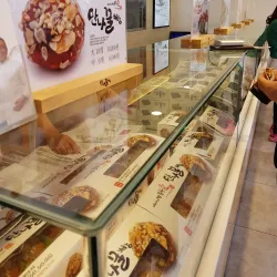 Tongyeong Jungang Market - Tongyeong-si