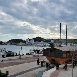 Yi Sun-sin Square - Tongyeong-si