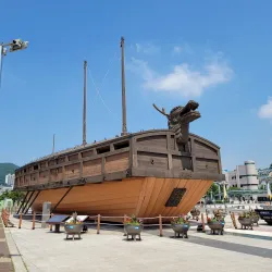 Yi Sun-sin Square - Tongyeong-si