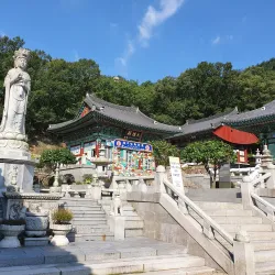 Cheongryongsa Temple - Uijeongbu