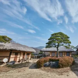 Yeongcheon Hahoe Folk Village - Yeongcheon