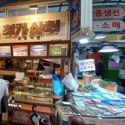 Yeongcheon Traditional Market - Yeongcheon