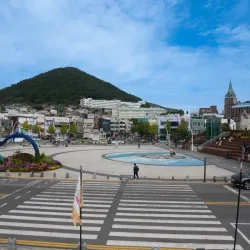 Yi Sun-sin Plaza - Yeosu