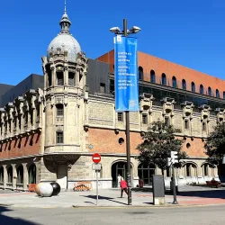Azkuna Zentroa (Alhóndiga Bilbao) - Bilbao