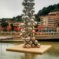 Guggenheim Museum Bilbao - Bilbao