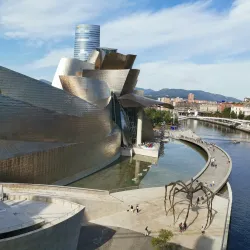 Guggenheim Museum Bilbao - Bilbao