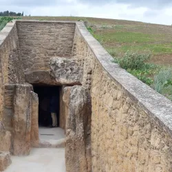 Dolmen de Menga - Chiclana de la Frontera