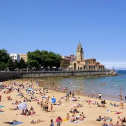 Playa de San Lorenzo - Gijon