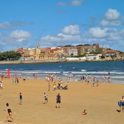 Playa de San Lorenzo - Gijon