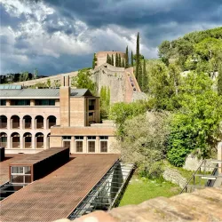 City Walls (Passeig de la Muralla) - Girona