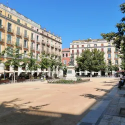Riu Onyar and Colorful Houses - Girona