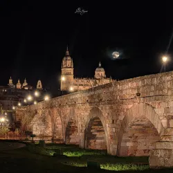 Roman Bridge (Puente Romano) - Salamanca